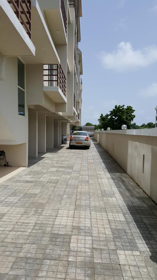 Acons Palm Beach Alibaug Buitenkant foto
