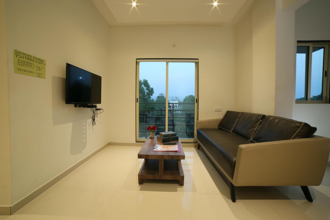 Acons Palm Beach Alibaug Buitenkant foto