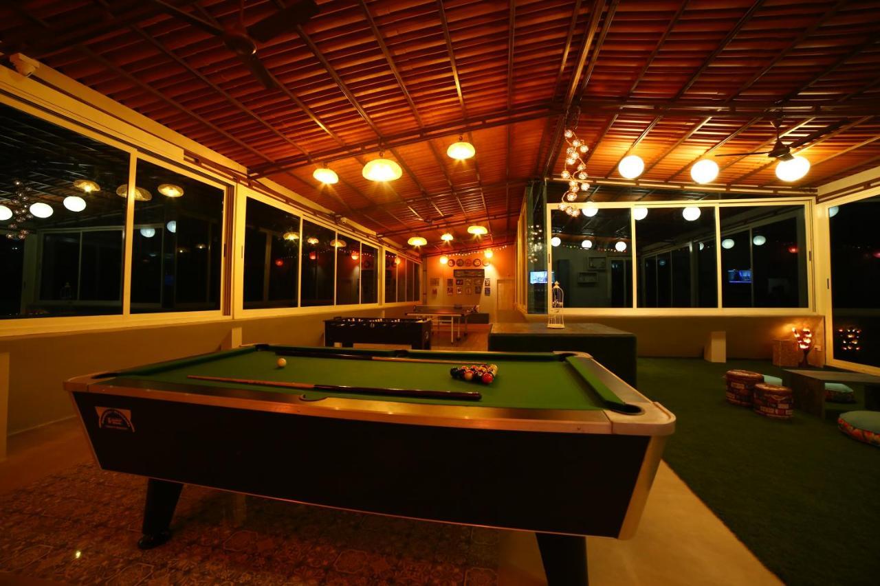 Acons Palm Beach Alibaug Buitenkant foto